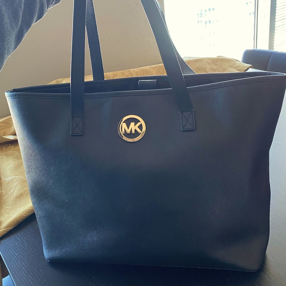 Michael Kors Handbag Medium Size